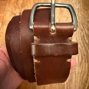 American Eagle Outfitters Brown Leather Belt Made In Italy gently used cond